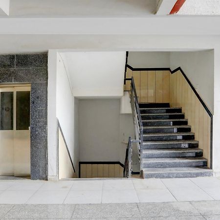 Super Townhouse Ambaji Formerly Hotel Kardhar Inn Kültér fotó