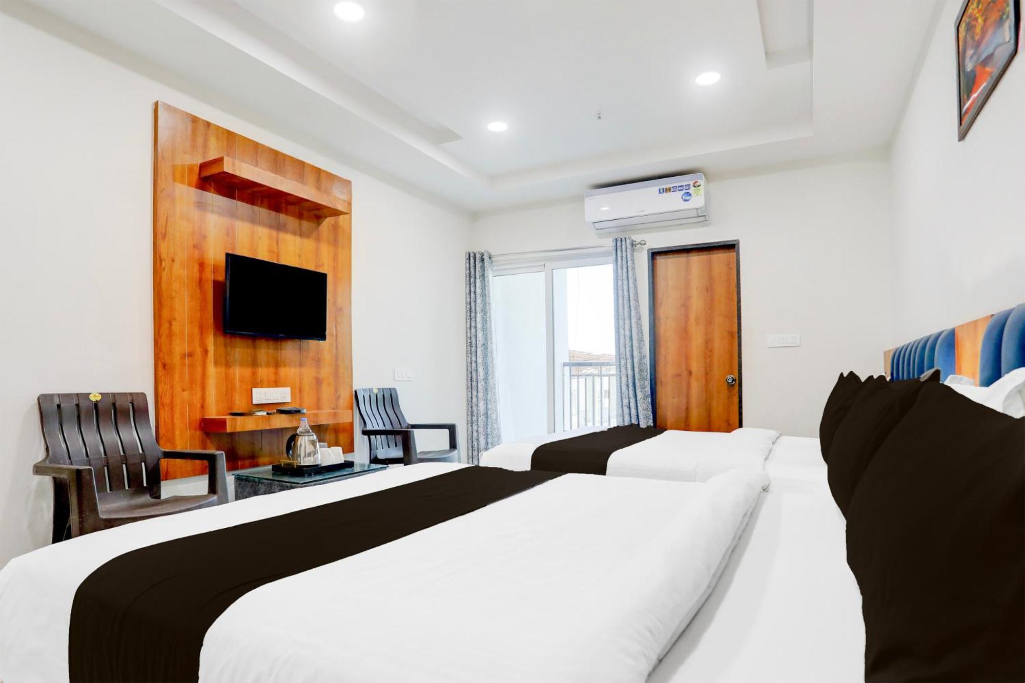 Super Townhouse Ambaji Formerly Hotel Kardhar Inn Kültér fotó