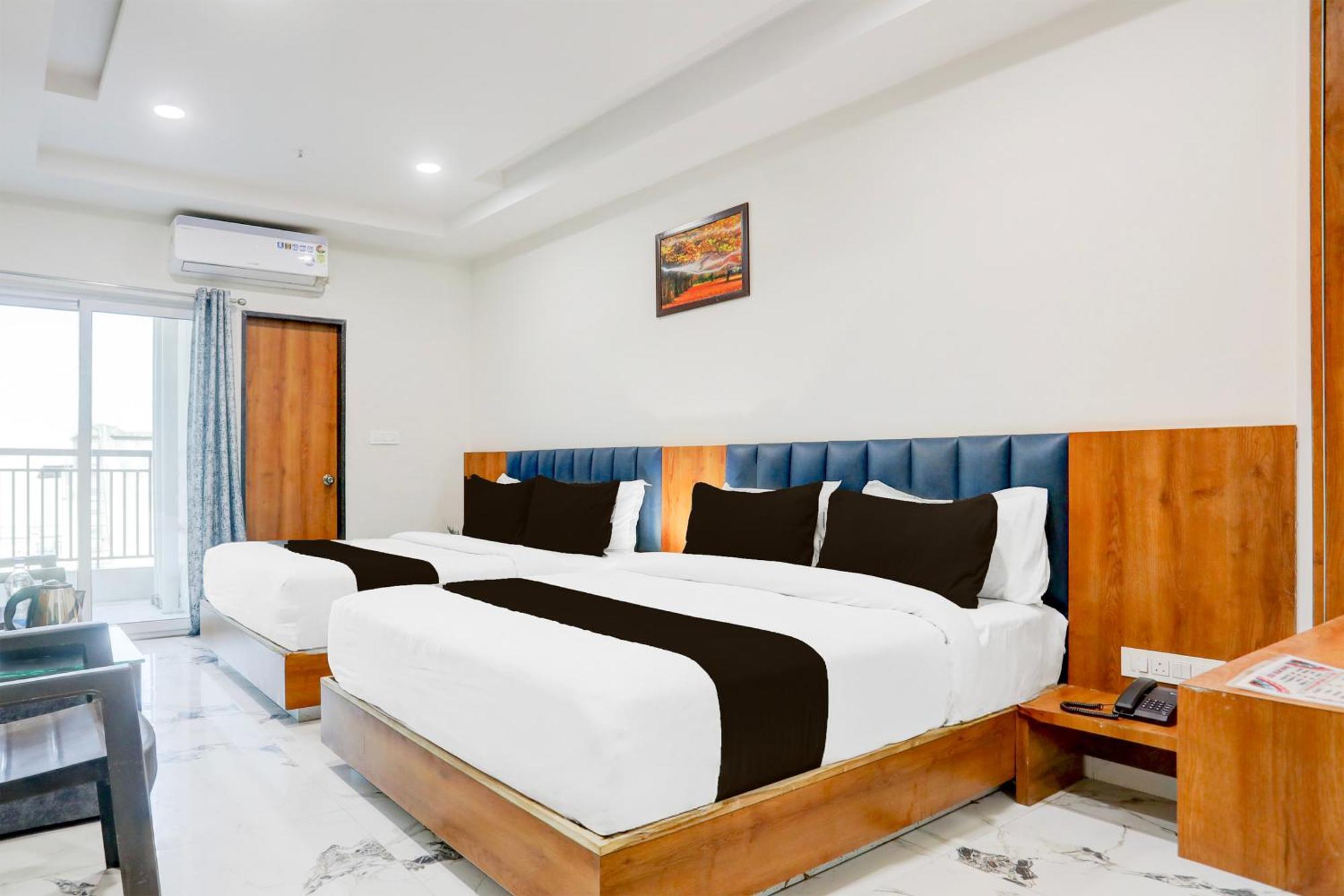 Super Townhouse Ambaji Formerly Hotel Kardhar Inn Kültér fotó